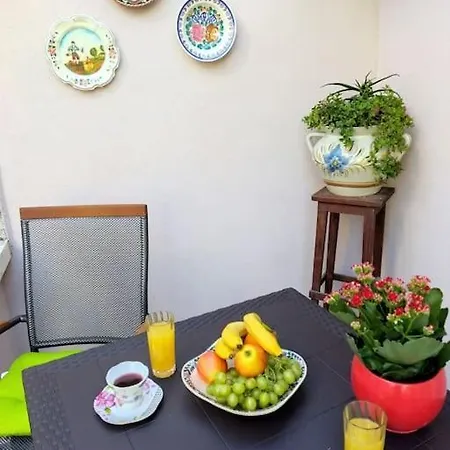 Kuca Lilla Holiday home
