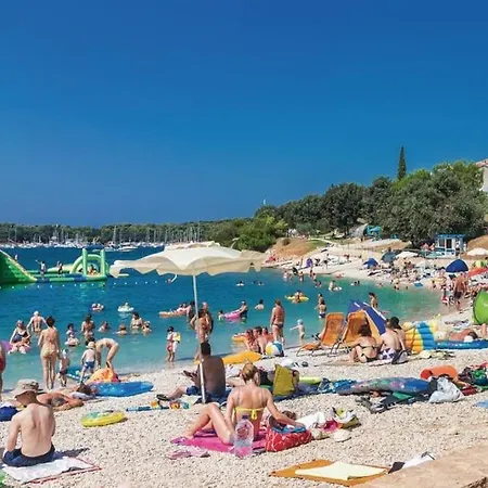 Kuca Lilla Feriehus Loborika