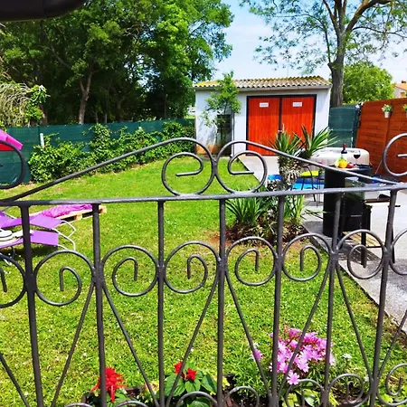 Dom wakacyjny Kuca Lilla *