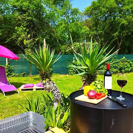Holiday home Kuca Lilla