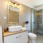 Kuca Lilla Holiday home *