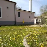 Holiday home Kuca Lilla